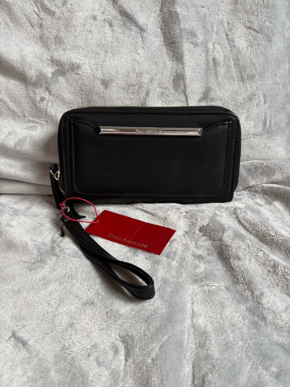 Enzo Angiolini Black Leather Wristlet with Silver Bar Detail